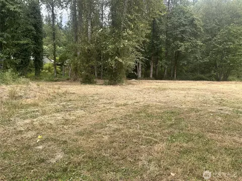 154 SE Nn Se Jones Rd, Renton, WA 98058