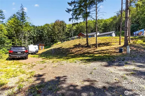 Exterior - 210 Echo Ln, Longview, WA 98632 photo 4 of 14