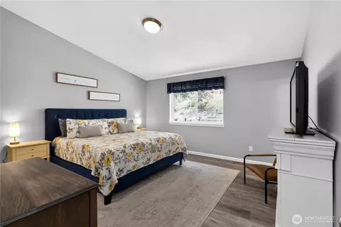 Bedroom - 210 Echo Ln, Longview, WA 98632 photo 2 of 4