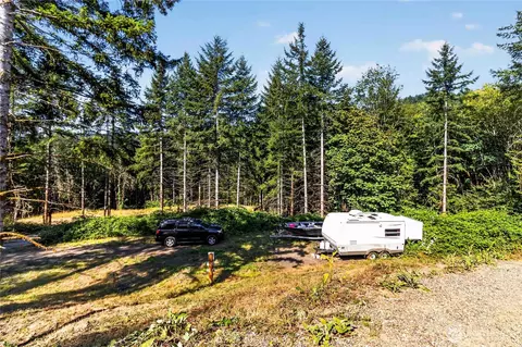 Exterior - 210 Echo Ln, Longview, WA 98632 photo 5 of 14
