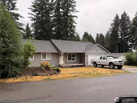 21 NE Harpoon Dr, Belfair, WA 98528