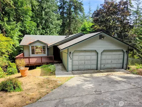 7905 Decatur Ave, Clinton, WA 98236