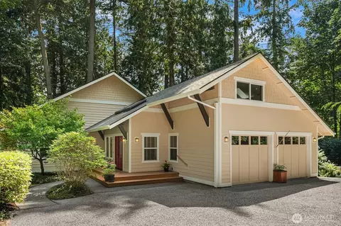 14744 Sivertson Rd NE, Bainbridge Island, WA 98110