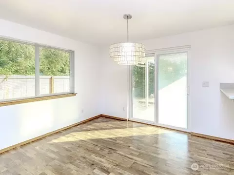 Dining - 413 Kensington Ave NW, Orting, WA 98360 photo 1 of 2