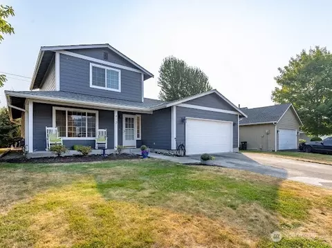 Exterior - 413 Kensington Ave NW, Orting, WA 98360 photo 3 of 9