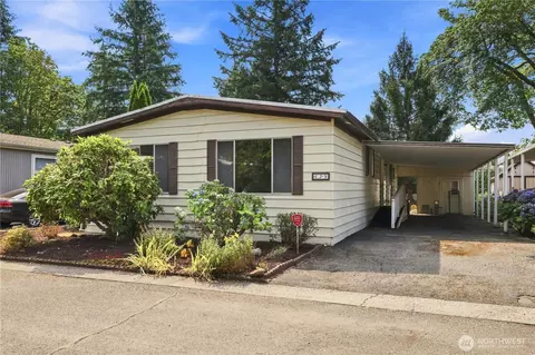 18425 NE 95th St #179, Redmond, WA 98052