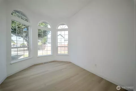 Living - 304 Eldredge Ct NW, Orting, WA 98360 photo 3 of 3