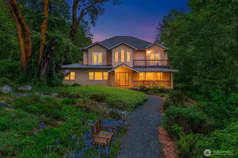 14730 75th Ave NE, Kenmore, WA 98028