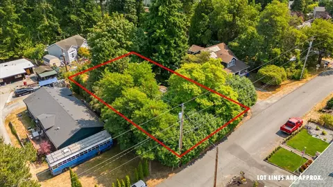 View/Area - 7713 Grant Dr, Everett, WA 98203 photo 5 of 11