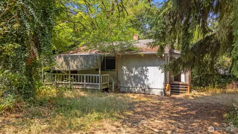 Exterior - 7713 Grant Dr, Everett, WA 98203 photo 1 of 1