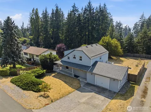 9511 Olson Rd NW, Bremerton, WA 98311