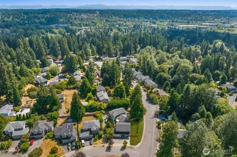 View/Area - 20133 7th Ave SE, Bothell, WA 98012 photo 3 of 4