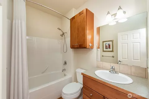 Bath - 101 Snapdragon Ln, Sequim, WA 98382 photo 2 of 2