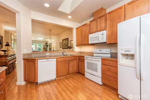 Kitchen - 101 Snapdragon Ln, Sequim, WA 98382 photo 1 of 3