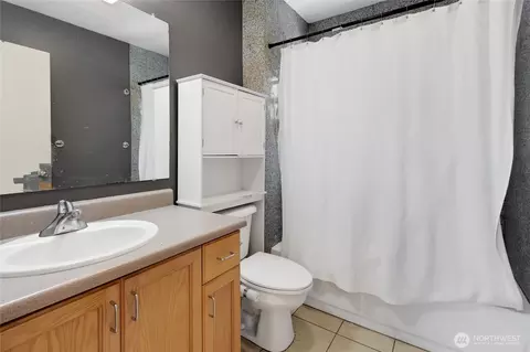 Bath - 1735 28th Ave S, Seattle, WA 98144 photo 2 of 2