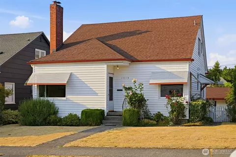 1015 N Sheridan Ave, Tacoma, WA 98403