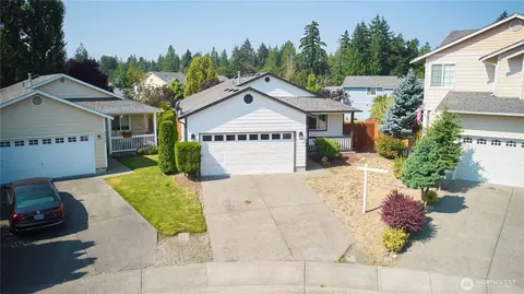 6804 E 132nd Street Ct, Puyallup, WA 98373