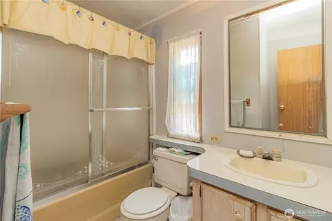 Bath - 4403 249th St E, Spanaway, WA 98387 photo 1 of 2