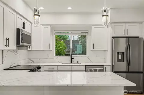 Kitchen - 9725 4th Ave W, Everett, WA 98204 photo 1 of 3