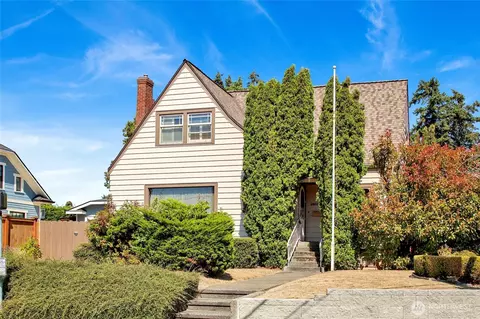 2900 Cornwall Ave, Bellingham, WA 98225