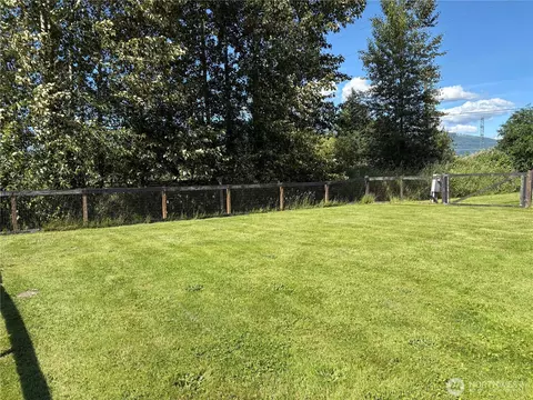 24681 Fair Ln, Sedro Woolley, WA 98284
