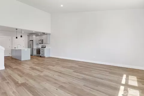 Living - 517 Colton Ln, Everson, WA 98247 photo 3 of 4