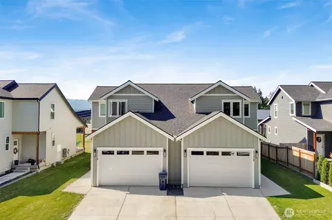Exterior - 517 Colton Ln, Everson, WA 98247 photo 2 of 9