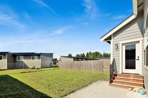 Exterior - 517 Colton Ln, Everson, WA 98247 photo 8 of 9