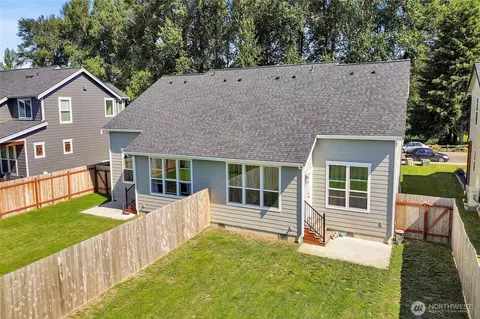 Exterior - 517 Colton Ln, Everson, WA 98247 photo 6 of 9