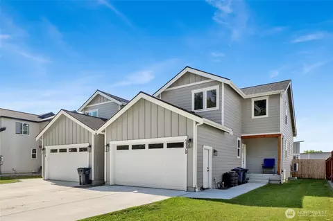 Exterior - 517 Colton Ln, Everson, WA 98247 photo 4 of 9