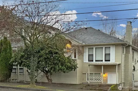6110 8th Ave NW, Seattle, WA 98107