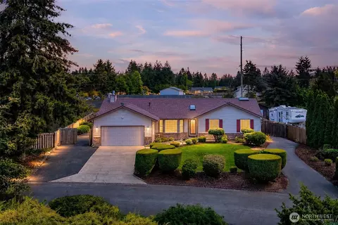3746 Golden Eagle Loop SE, Olympia, WA 98513