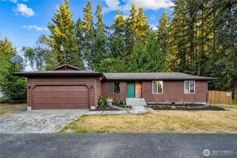15207 94th Ave E, Puyallup, WA 98375