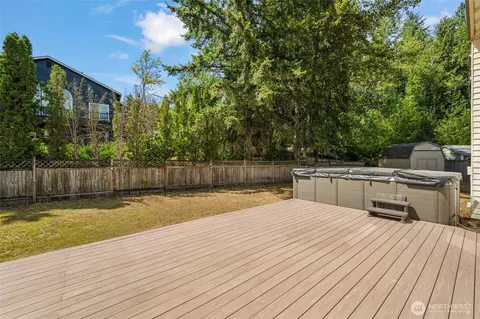 Exterior - 13618 55th Dr SE, Everett, WA 98208 photo 7 of 7