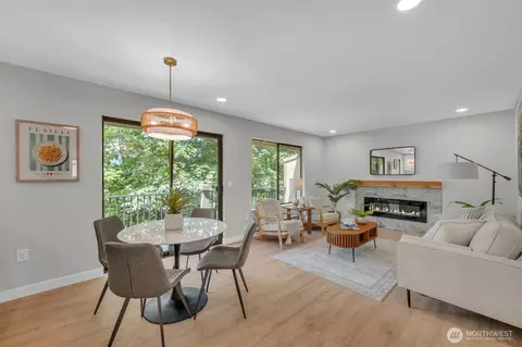 11701 100th Ave NE #5, Kirkland, WA 98034