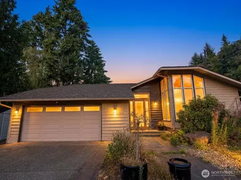 6006 105th Ave NE, Kirkland, WA 98033
