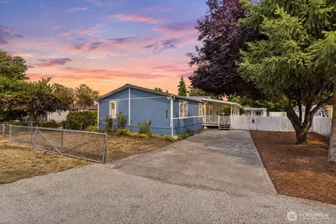8720 Pepperidge Ln SE, Yelm, WA 98597
