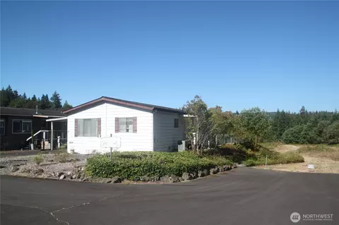 102 Sereno Circle Dr, Bremerton, WA 98312