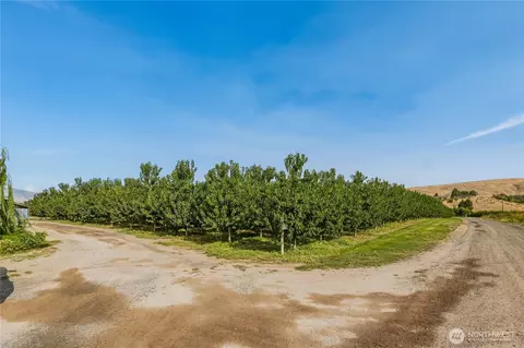 0 NE 5th St, East Wenatchee, WA 98802