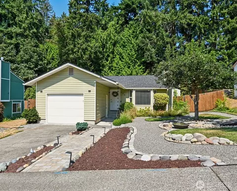 332 S 314th Pl, Federal Way, WA 98003