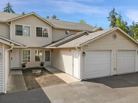 5608 99th Street Ct E, Puyallup, WA 98373