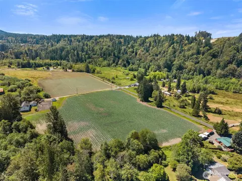 View/Area - 18213 18307 150th Avenue Ct E, Orting, WA 98360 photo 7 of 15