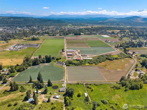View/Area - 18213 18307 150th Avenue Ct E, Orting, WA 98360 photo 2 of 15