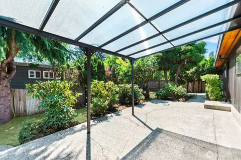 Exterior - 5231 S Othello St, Seattle, WA 98118 photo 3 of 11
