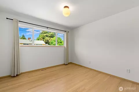Bedroom - 5231 S Othello St, Seattle, WA 98118 photo 2 of 3