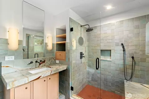 Bath - 5231 S Othello St, Seattle, WA 98118 photo 1 of 3