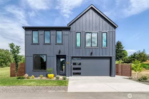 621 SE Quail Run, College Place, WA 99324
