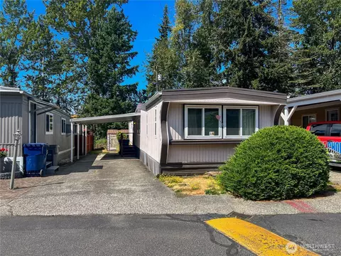1919 196th St SW #14, Lynnwood, WA 98036