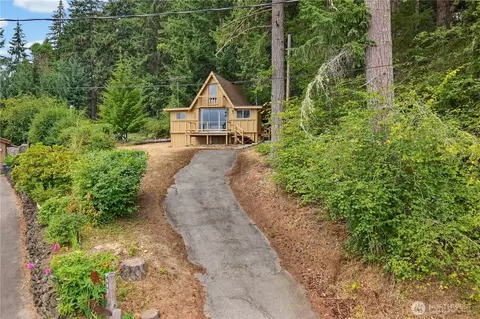 Exterior - 640 E Rauschert Rd, Grapeview, WA 98546 photo 11 of 11
