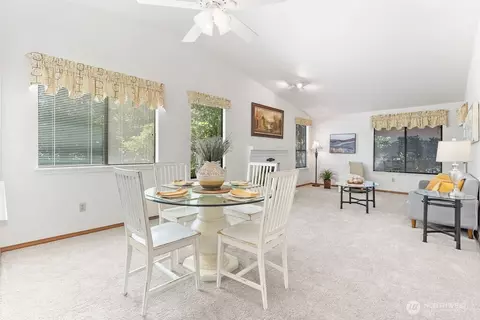 Dining - 1800 Mill Creek Rd SE #12A, Mill Creek, WA 98012 photo 1 of 1